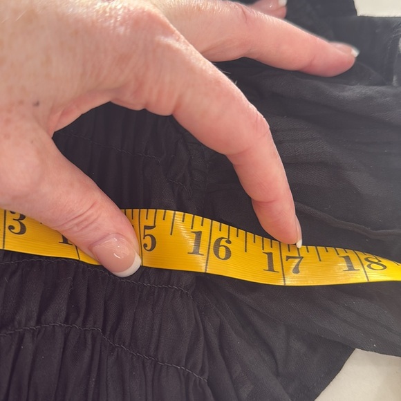 ❤️ FINAL PRICE ❤️ Banana Republic Smocked Ruffle Top - Picture 5 of 5